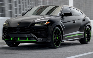 Lamborghini Urus – Matte Black